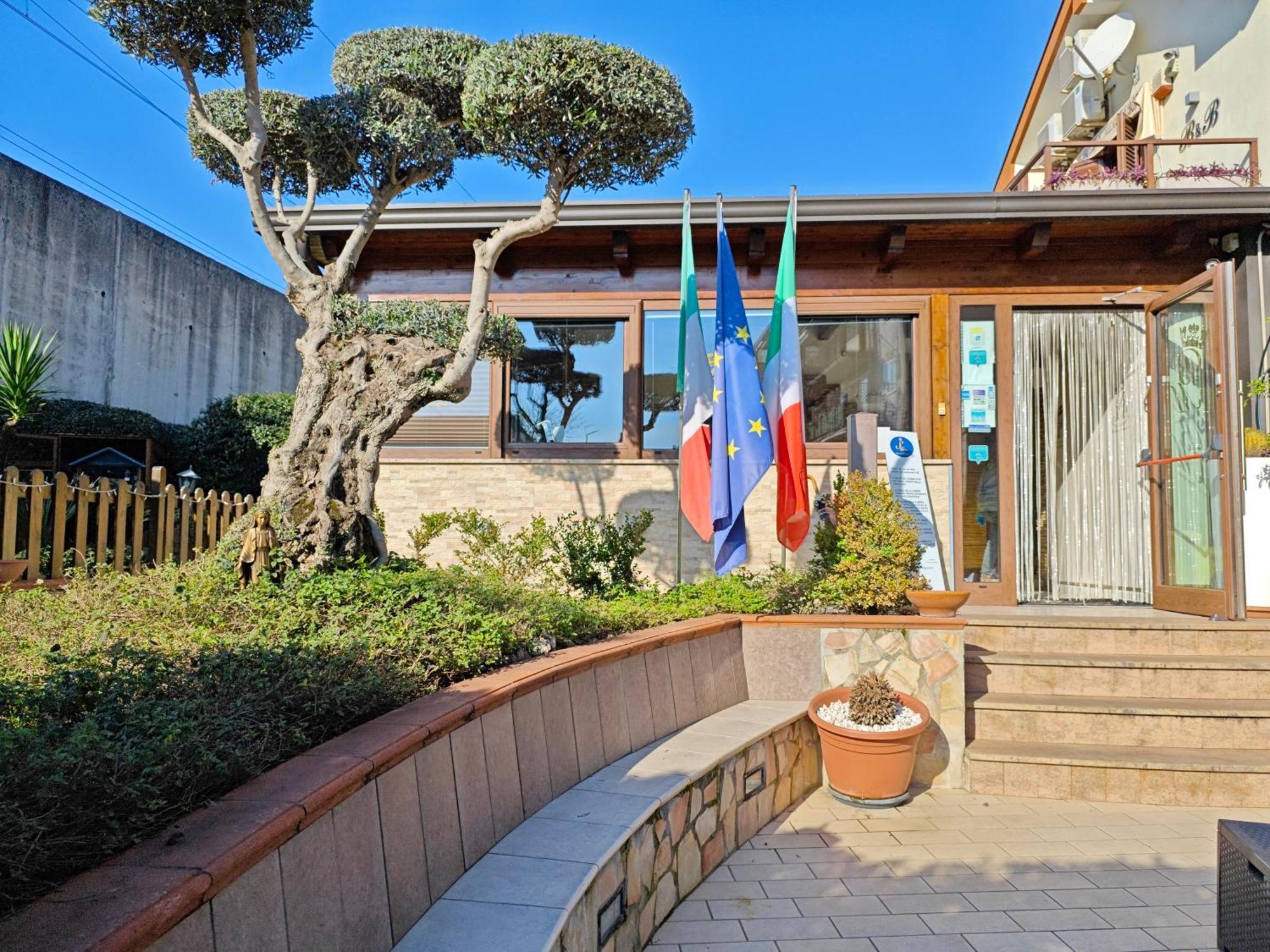 B&B Borgo Santa Margherita Salerno Exterior foto